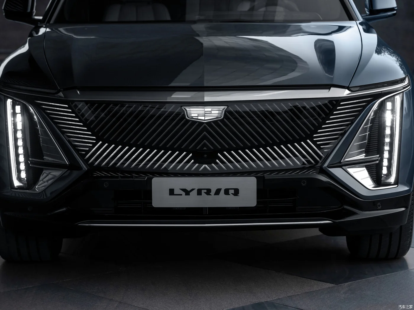 Cadillac LYRIQ 2022 EV electric car SUV RW AWD 255kW 375kW 608km 653km luxury car new energy vehicles 5 seats