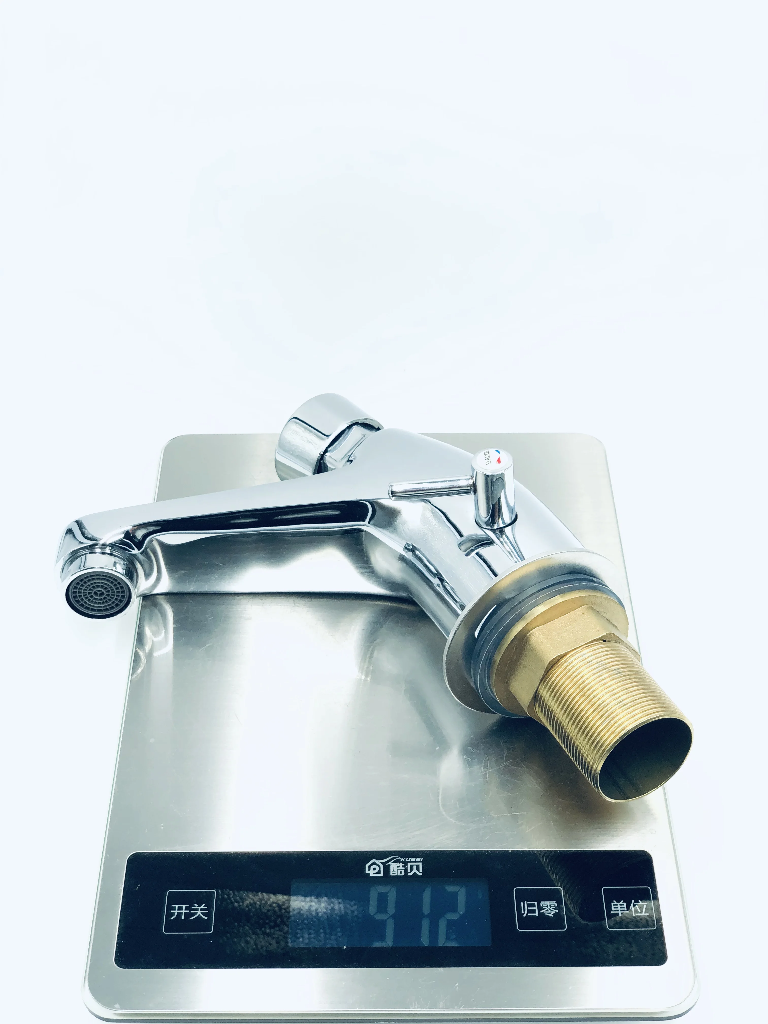 
Both bathroom and kitchen can be used time-delay kitchen faucet hot and cold 