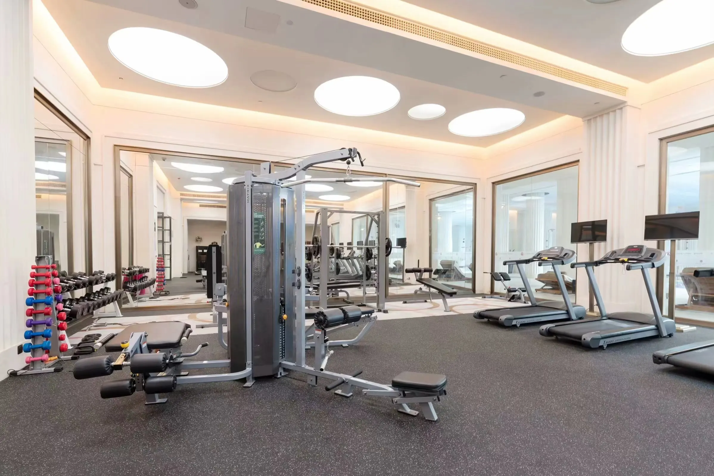 Factory Direct Anti-Slip 4mm Yoga Mat Custom Design Gym Floor Rubber Mat Protective Flooring Supply