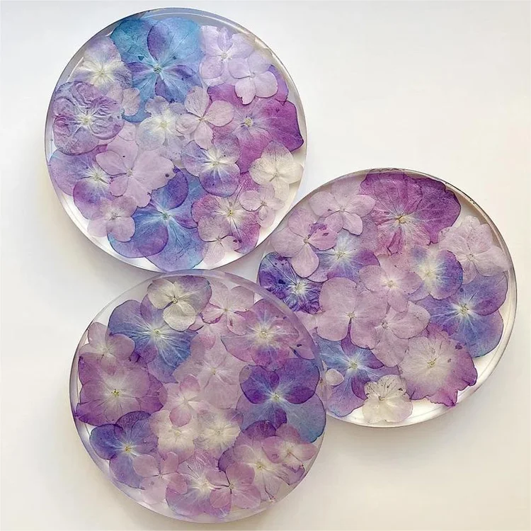 Hot Sell epoxy resin nature dried purple flower design round coaster for tea cups&water glass custom resin coaster