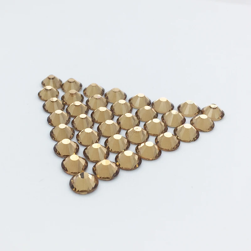 
Stock Bling Stone Glass Flat Back Rhinestones Round Strass For Wedding Dress Decoration 