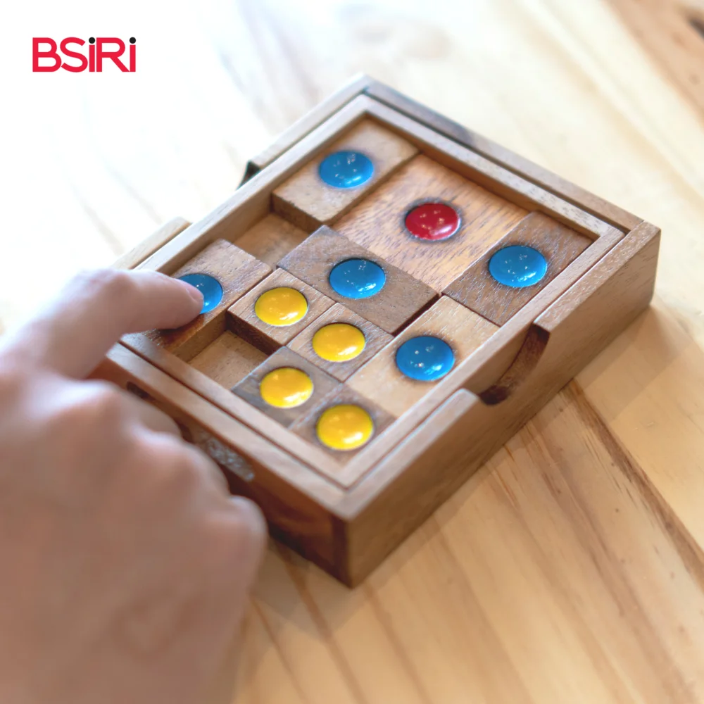 Escape 21 Educational Puzzle Play Things Play to fun at Home and holiday with family OEM Best Seller Wooden Toys For Kids