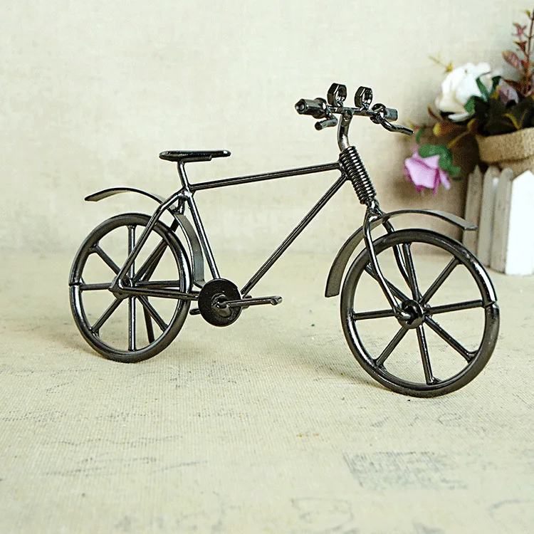 Vintage Iron Metal Craft Handmade Mini Bicycle Model Diecast Bike Toy for Home Decoration