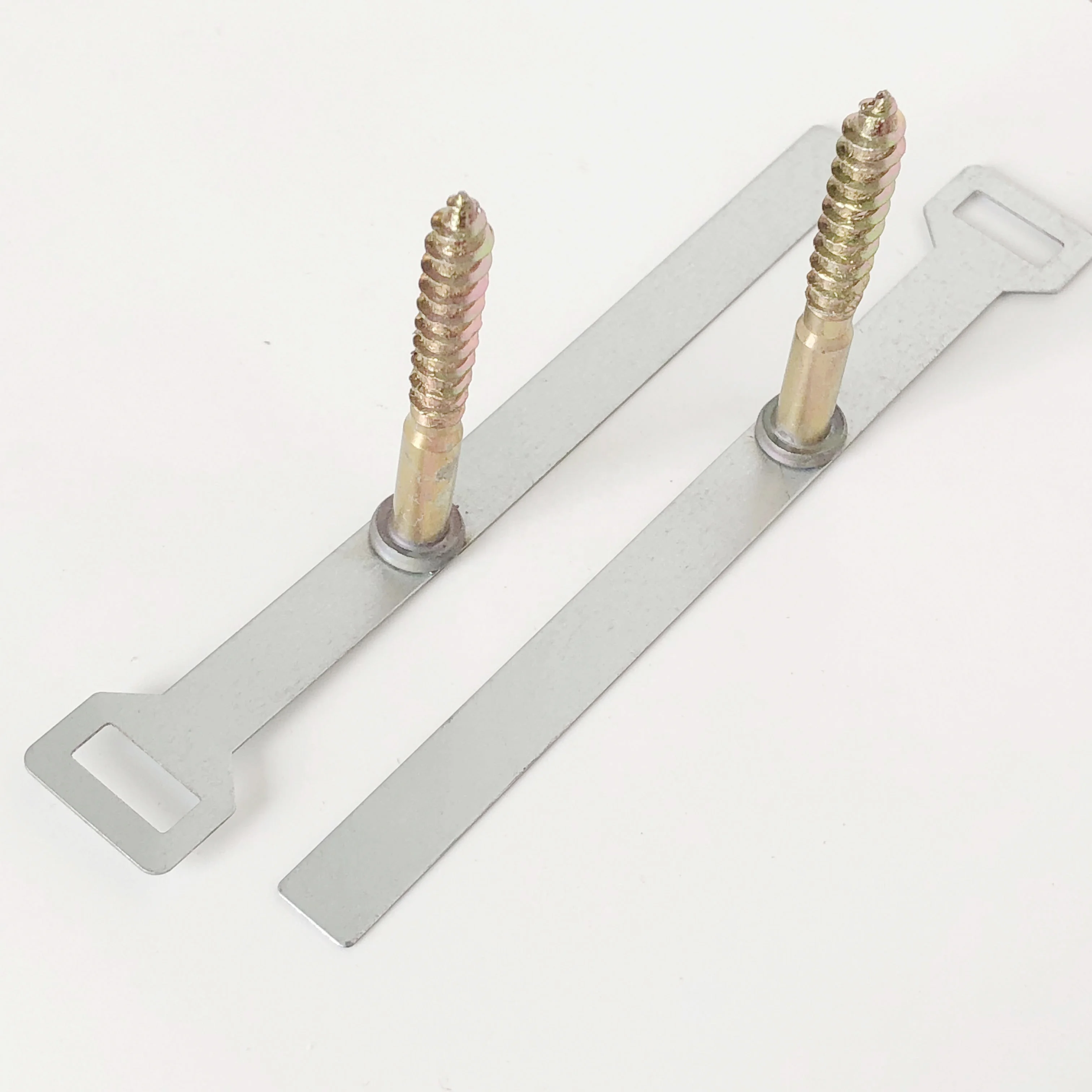 Plastic coated/impregnated insulated wood screw type strapping straps for electrical fixation