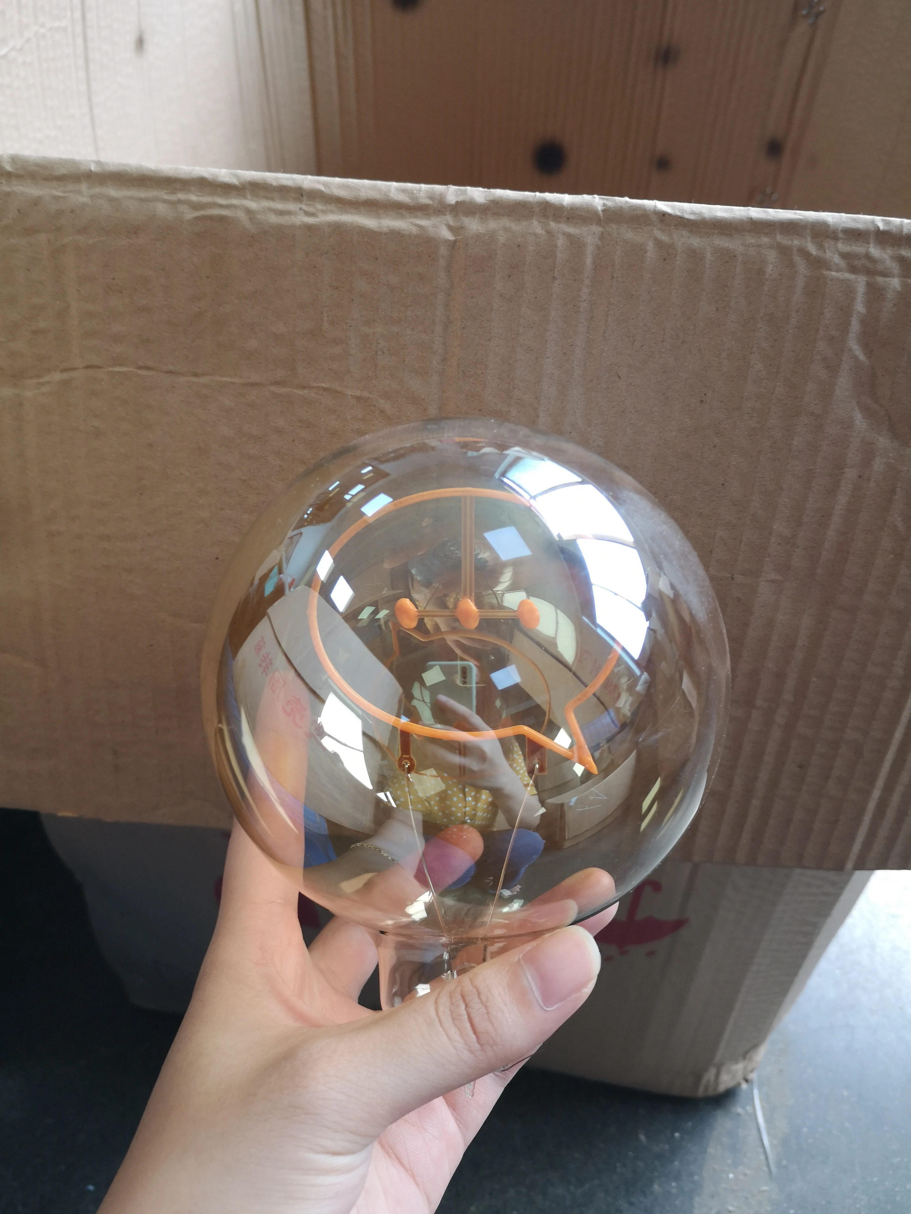 Customized logo Heart Star 4W 1800-2200k Glass E26 E27 B22d Clear Dimmable A19 A60 Cartoon Bulb LED Filament Bulb