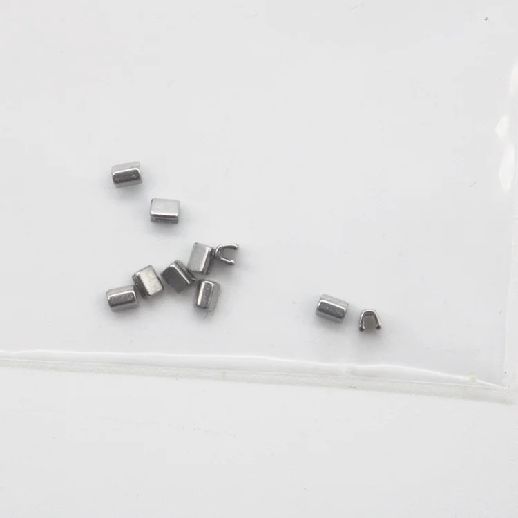 The orthodontic metal stop button with super hardness, beautiful mouth and no foreign body feeling is made in China