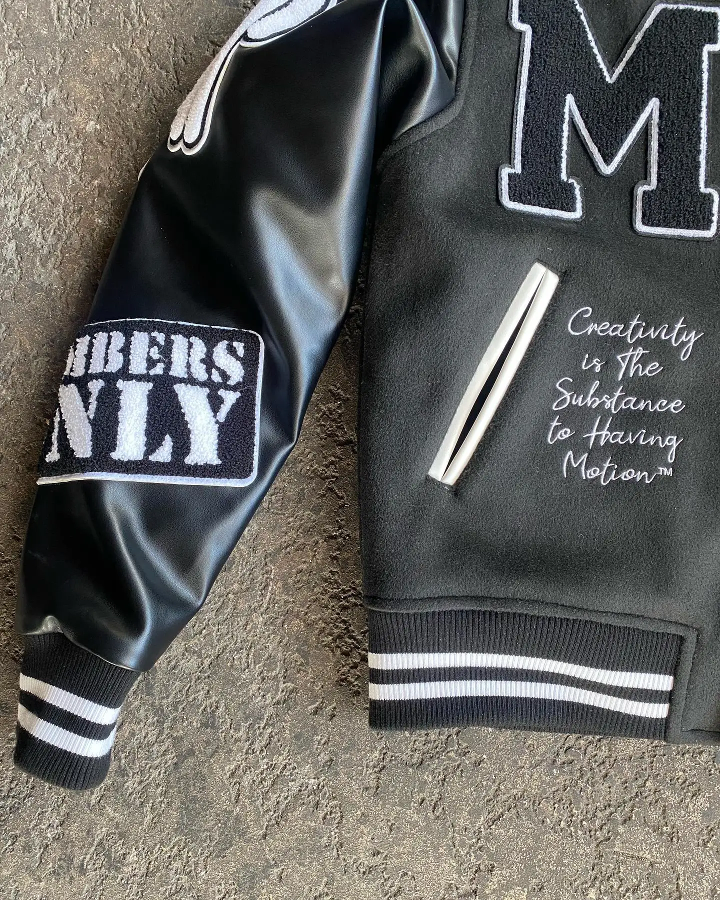 OEM Custom Winter Letter men Varsity Jacket Vintage University Chenille Leather Sleeve Patches Logo Embroid Jackets for Men