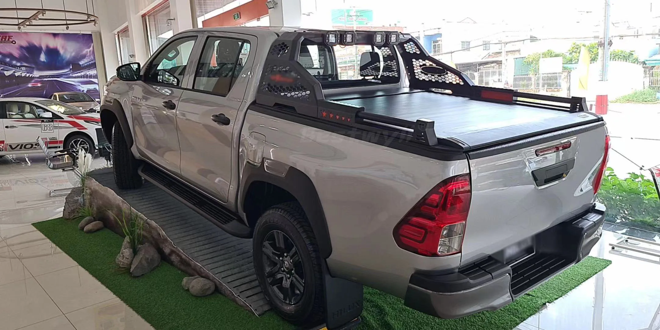 BESTWYLL Ute Auto With App Retractable Roller Lid Truck Pickup Bed Electric Tonneau Cover For Toyota Hilux Vigo Revo 2015+ E-K11