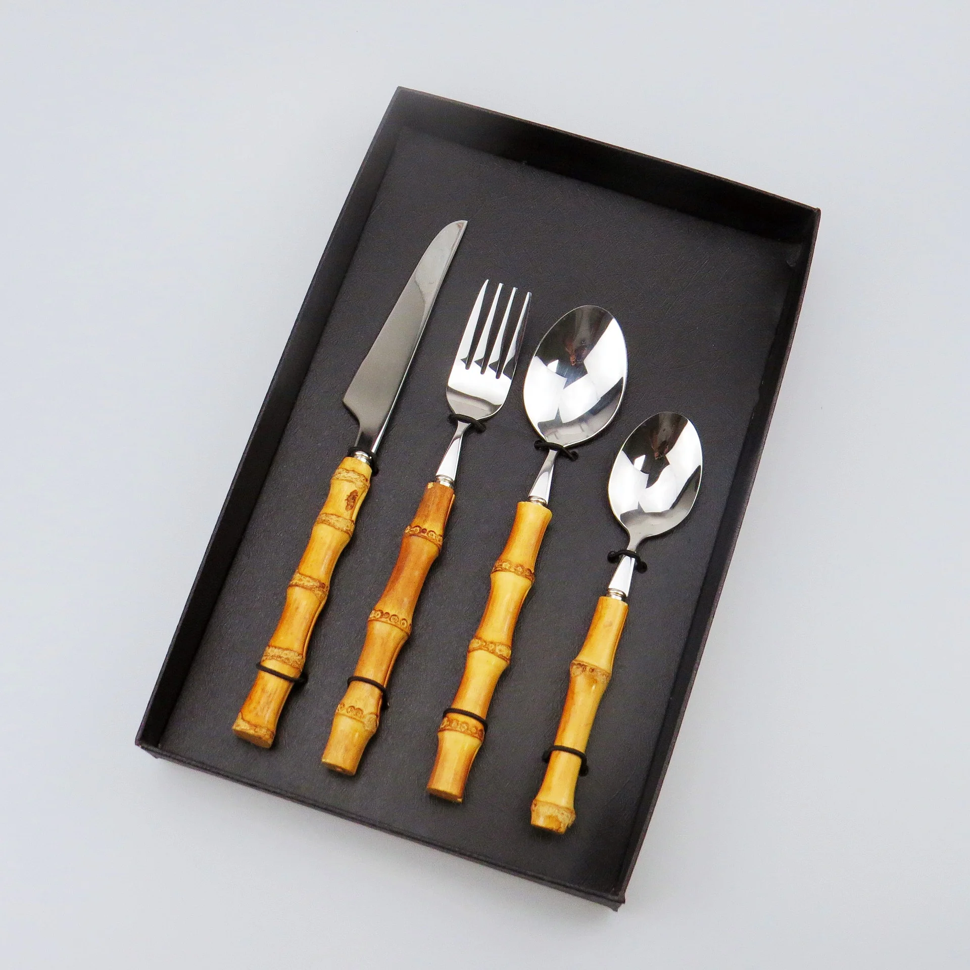 
4pc handmade forged bamboo cutlery set with salad server fork and spoon handcraft luxury bamboo handle silverware set 