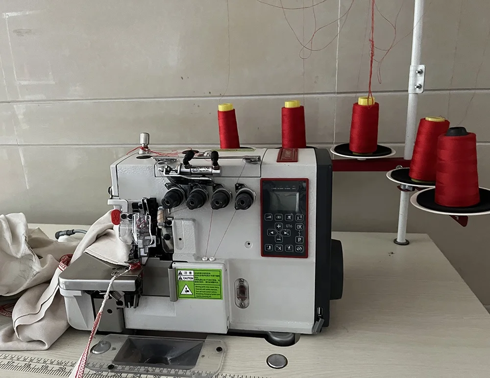 QK-G6-4UT шаговый двигатель с 4 резьбами Автоматическая сверхвысокоскоростная Промышленная швейная машина автоматическим триммером