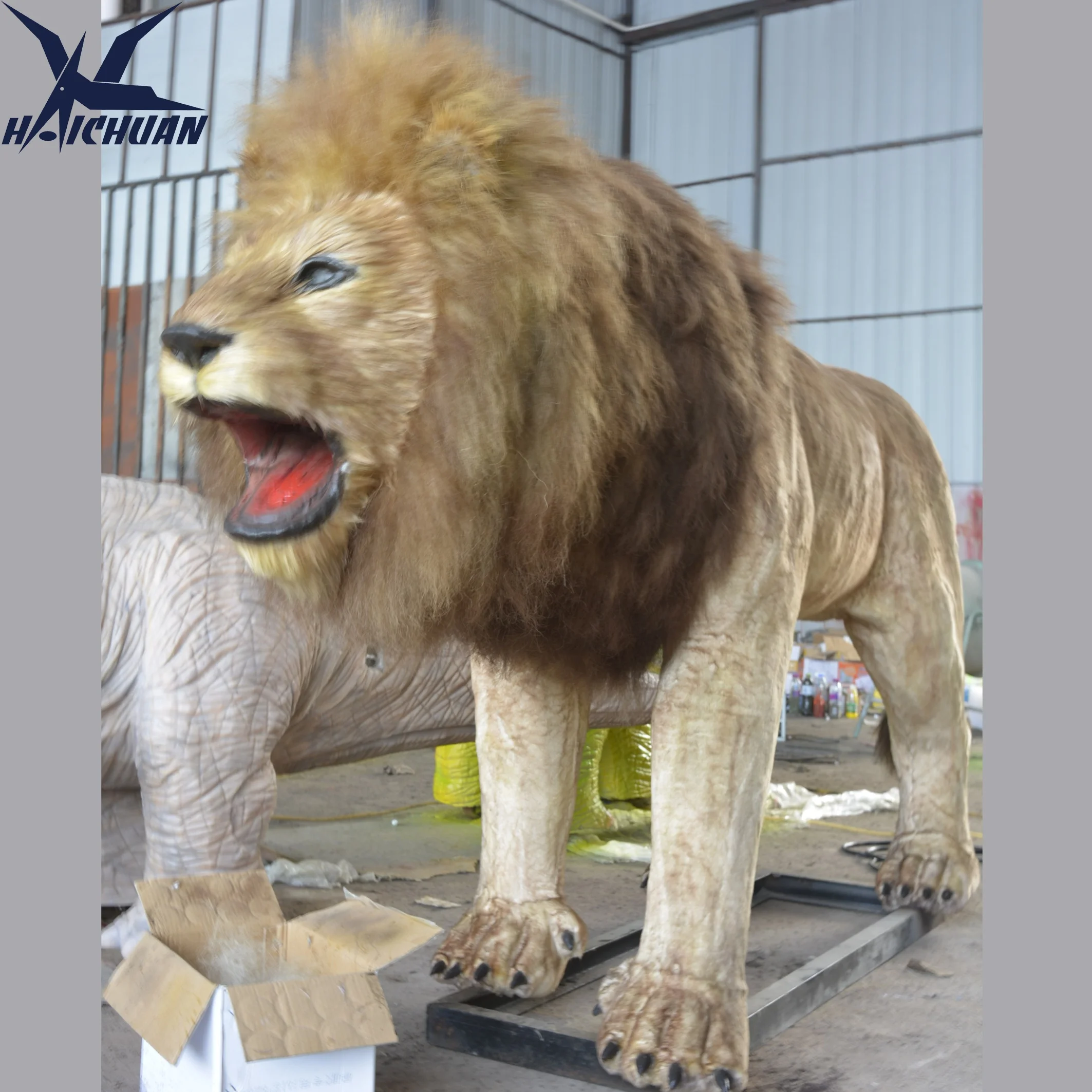 Custom Design Animated Real Size Animatronic Animal Moving Lion Model for sale