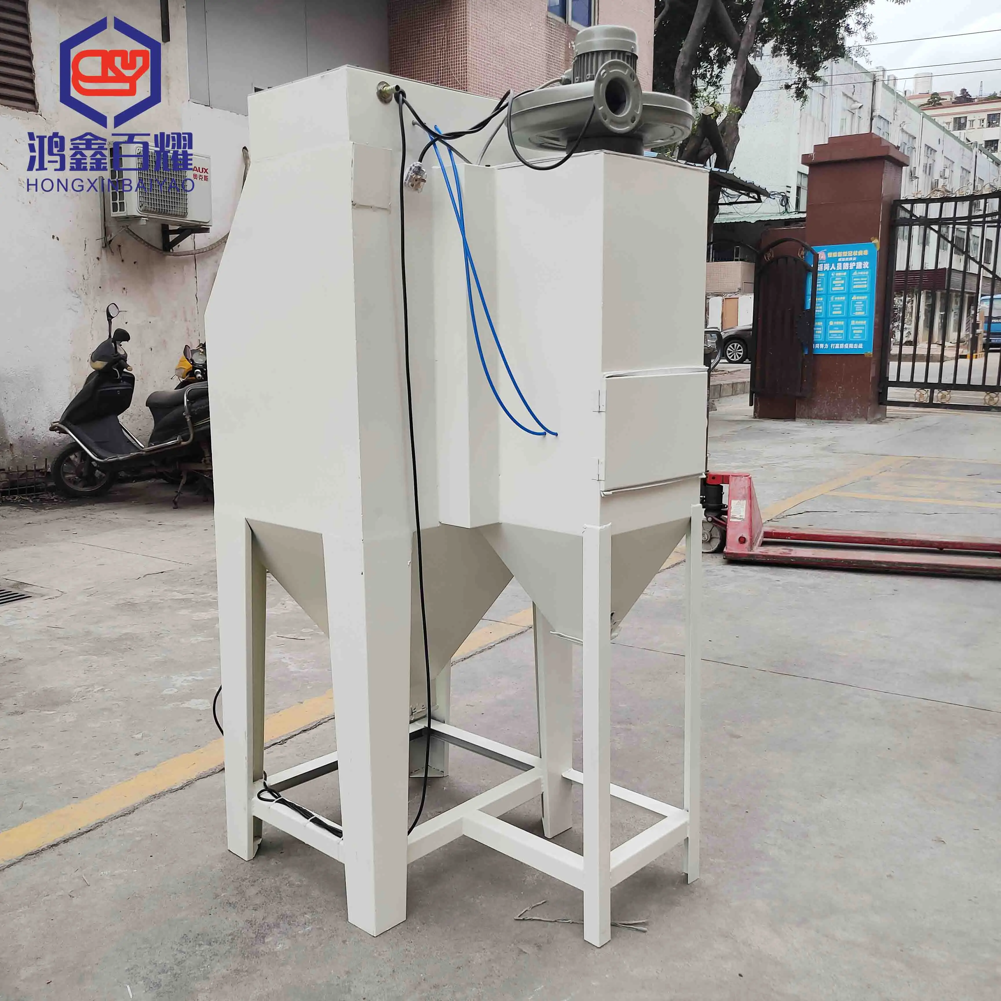 
Sandblast Cabinet Industrial BY-6050 Sandblasting Machine Pneumatic Rust Remover Portable Sand Blasting Pot 