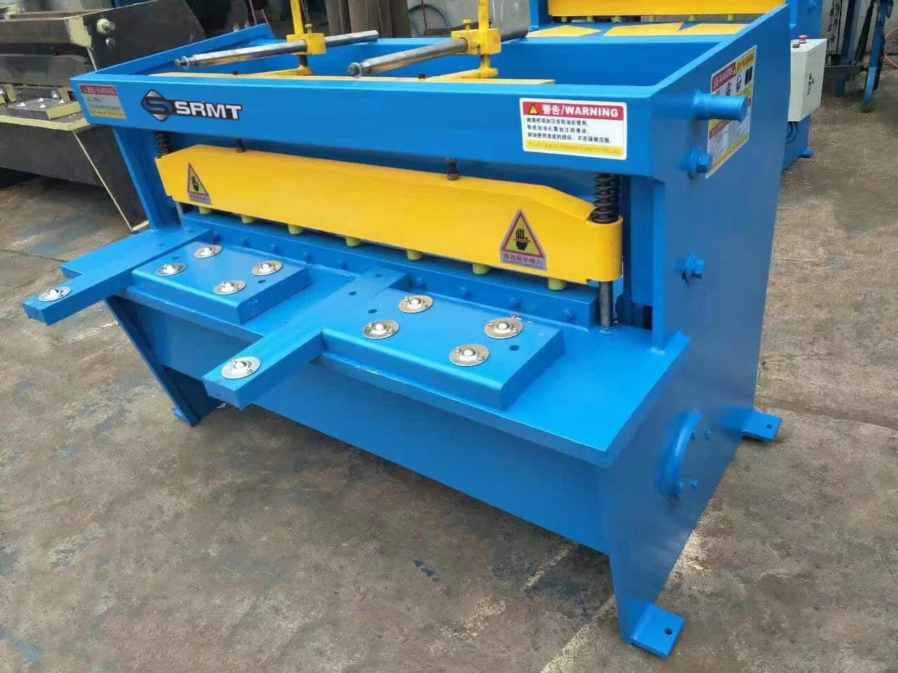 factory steel plate shear new Q11- 1.5*1300 mechanical manual sheet shearing machine for sheet metal