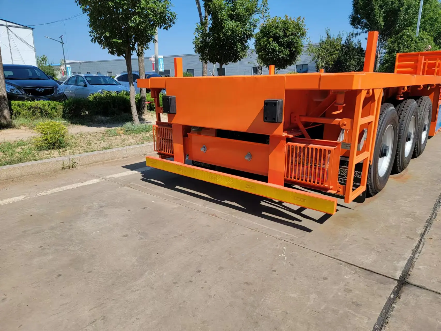 13 6 м 3 Оси FUWA BPW 45-футовый полуприцеп с плоской кроватью для Саудовской Аравии