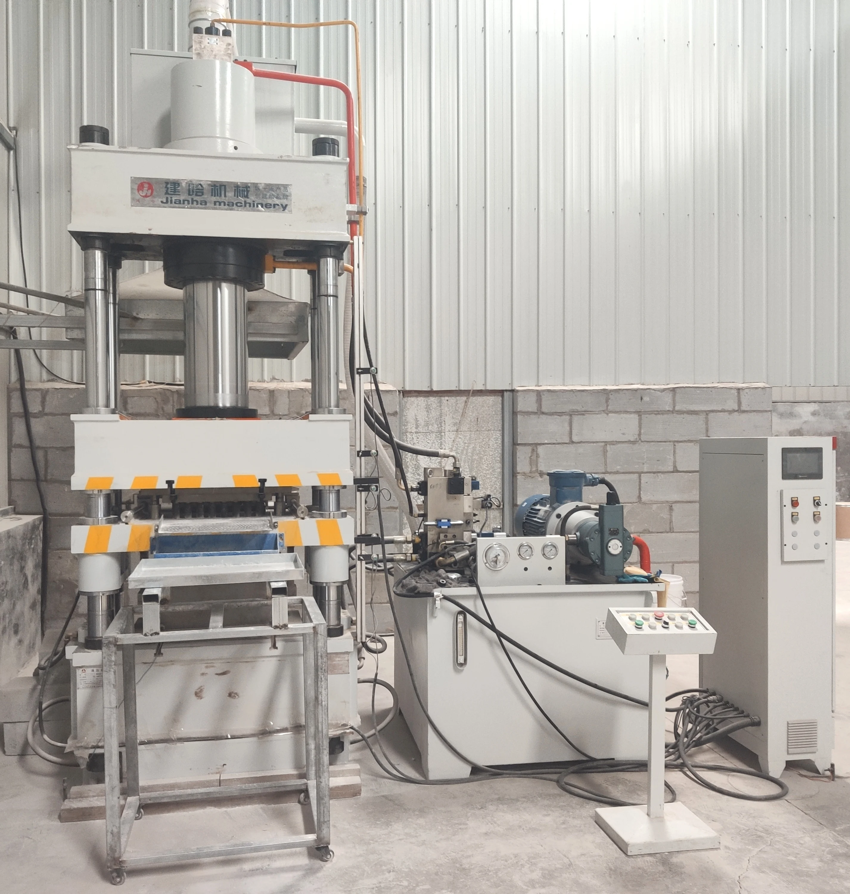 200 Тонн гидравлический пресс  универсального для порошкового формова