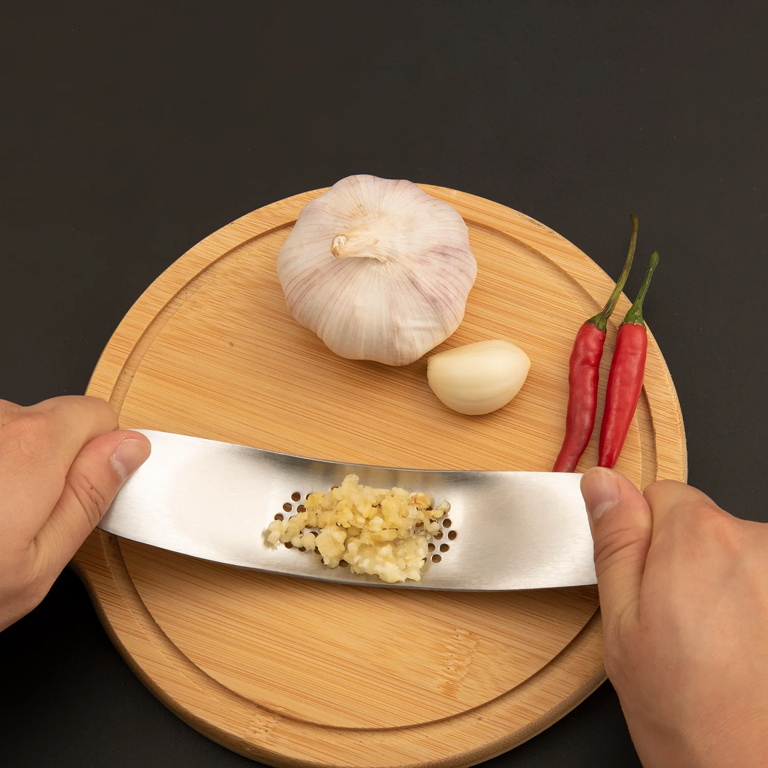 Best Selling Garlic Press Stainless Steel Mincer Crusher Garlic Peeler Machine