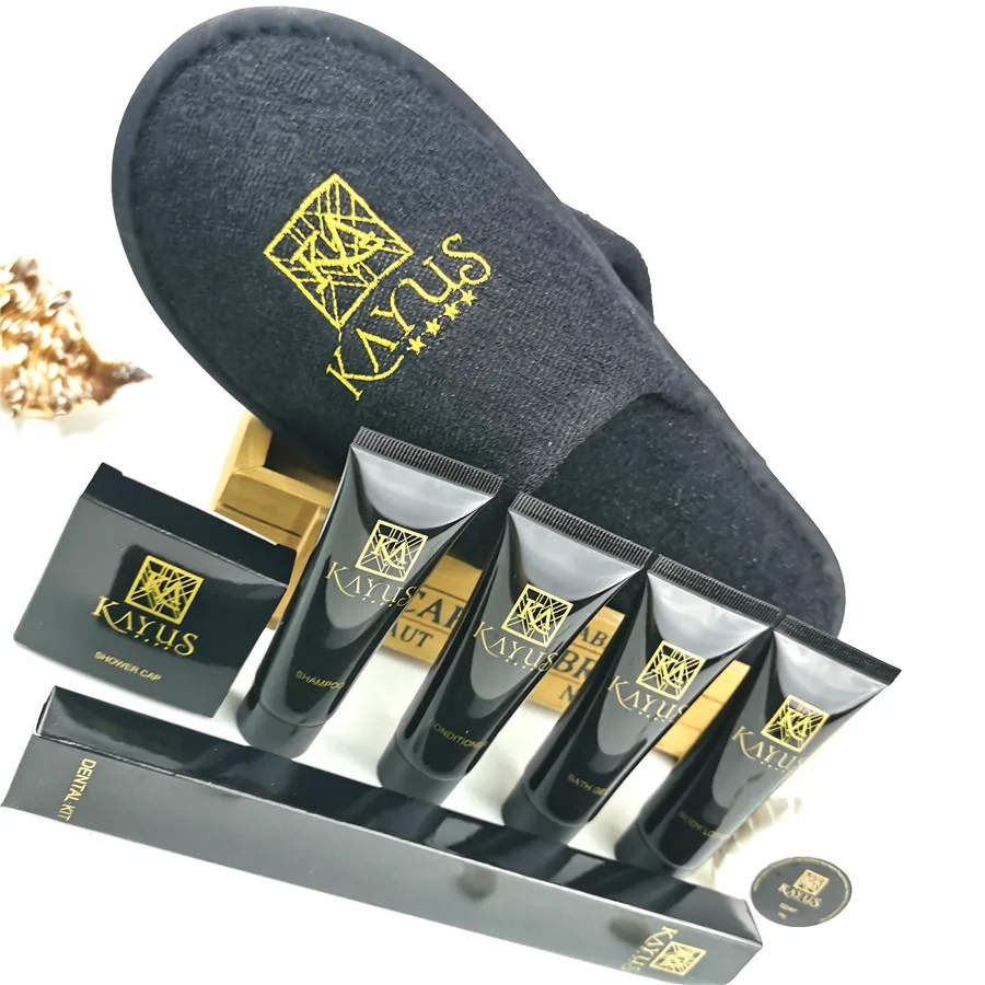 Luxury OEM 5 Star Disposable Toiletries Kit Accessories Set for Bathroom Hotel Amenities