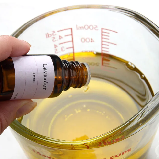 Fragrance oil for candle