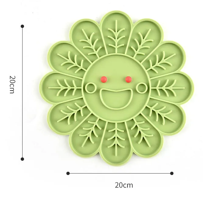 Sunflower Shape Multifunctional Dog Puppy Enrichment Peanut Butter Wet Food Grooming Distraction Mat Interactive Cat Licking Mat