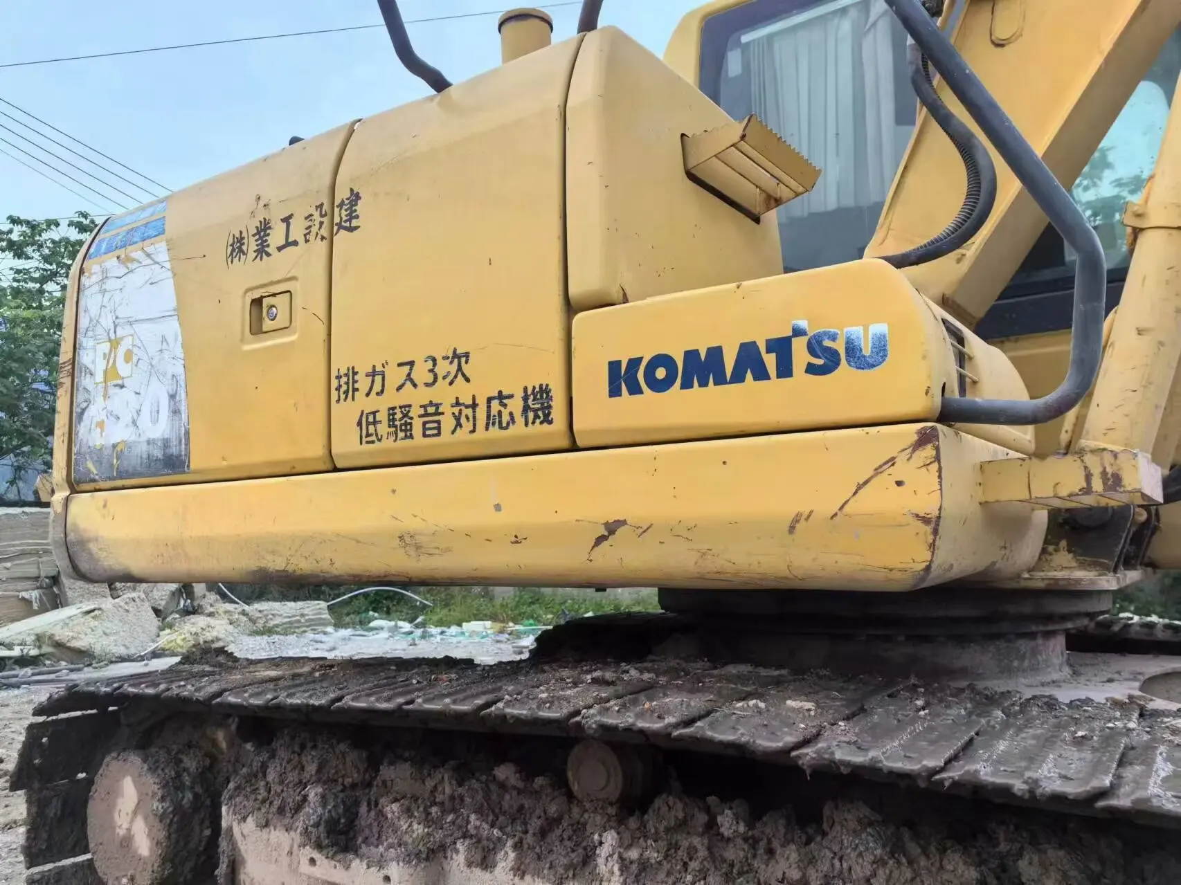 Komatsu 120-8 Machines Used Excavators Outdoor Crawler Small Excavators Multi-purpose Machines
