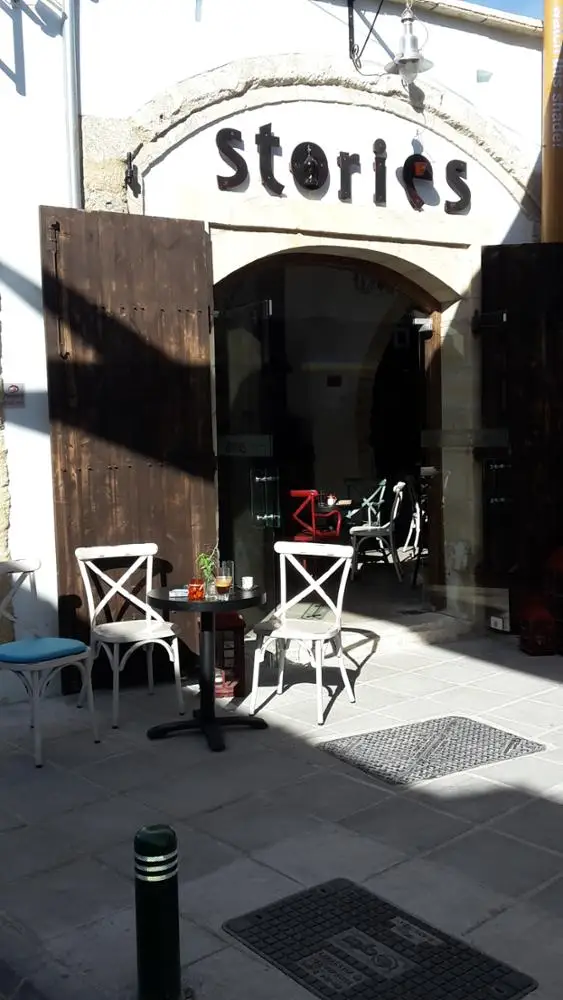 Commercial Bar Club Pub Chairs Tables Cafe Restaurant Furniture Industrial Tables and Chairs Set