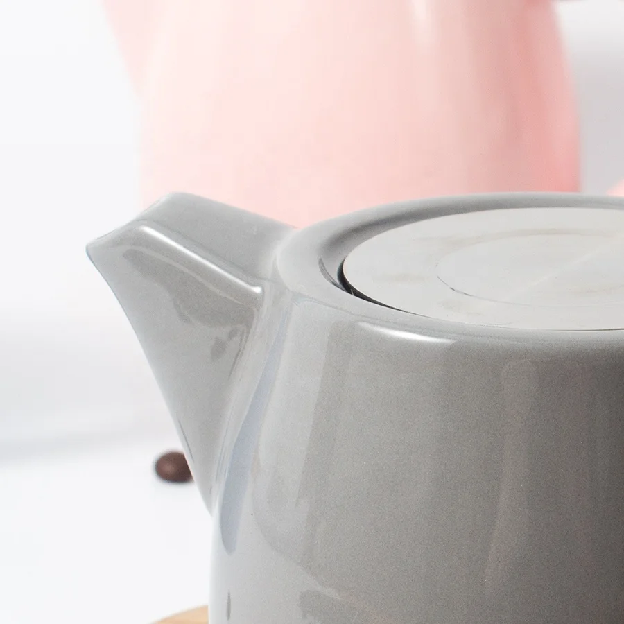 Wholesale custom ceramic teapot stainless steel lid and infuser porcelain tea pot with infuser