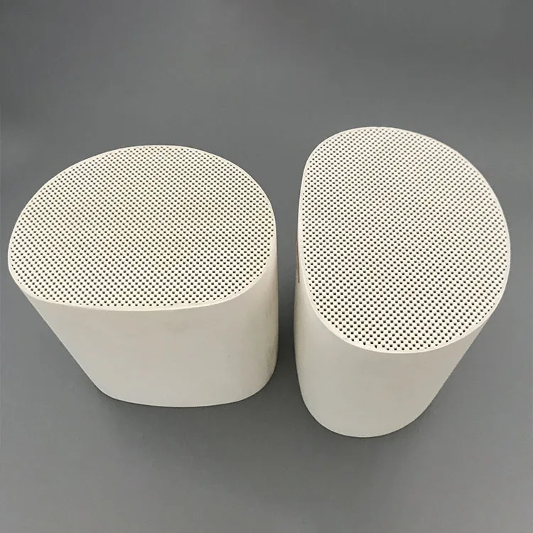 Automotive exhaust diesel catalytic converter Honeycomb ceramic catalyst carrier catalytic converter