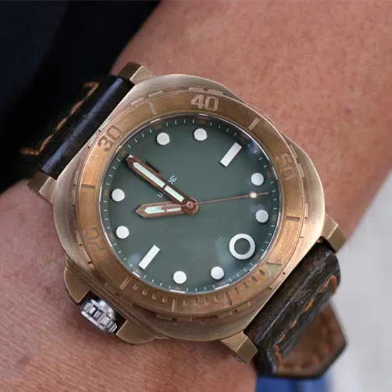 High Quality Fashion mechanical automatic brass man watch factories in china  diver watches