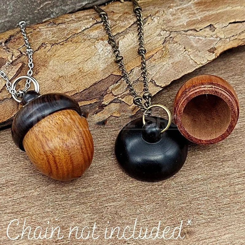 Creative newest 2022 mini openable wooden Acorn pocket pill holder pendant