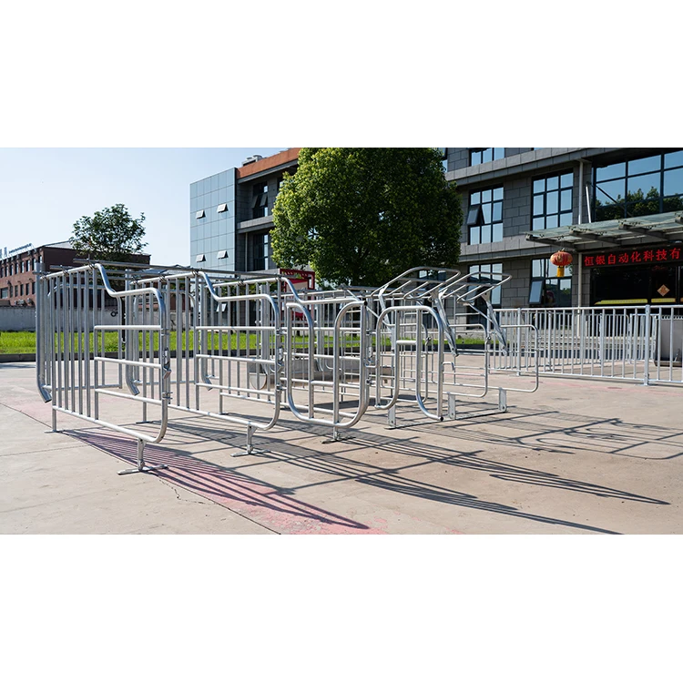 Chinese factory wholesale gestation crates for pigs animal cage pig farm project pig cage
