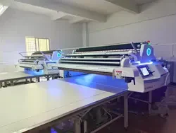 Automatic milk silk fleece knitted non woven fabric spreading machine for garment textile industry