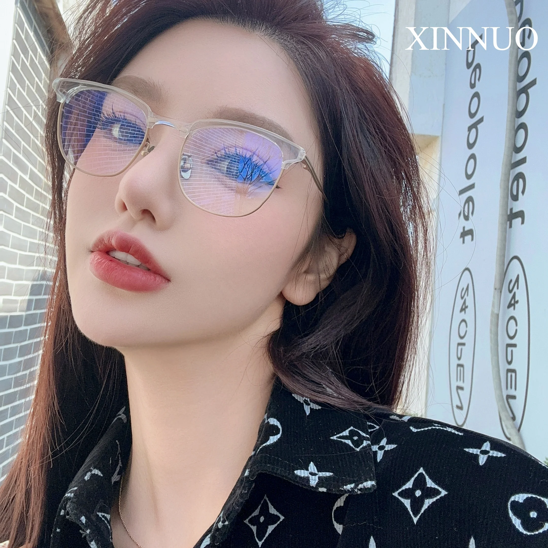 Shenzhen factory spot titanium metal half-frame business glasses frame with anti-blue light reading glasses