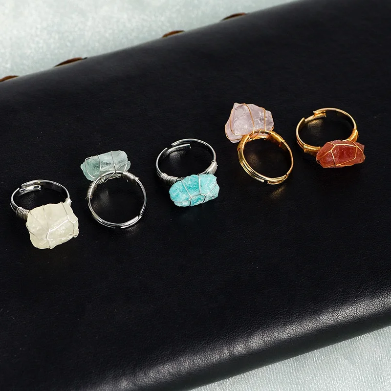 Wholesale Handmade Adjustable Ring Irregular Natural Stone Wire Wrapped Crystal Raw Stone Ring for Wedding Favors