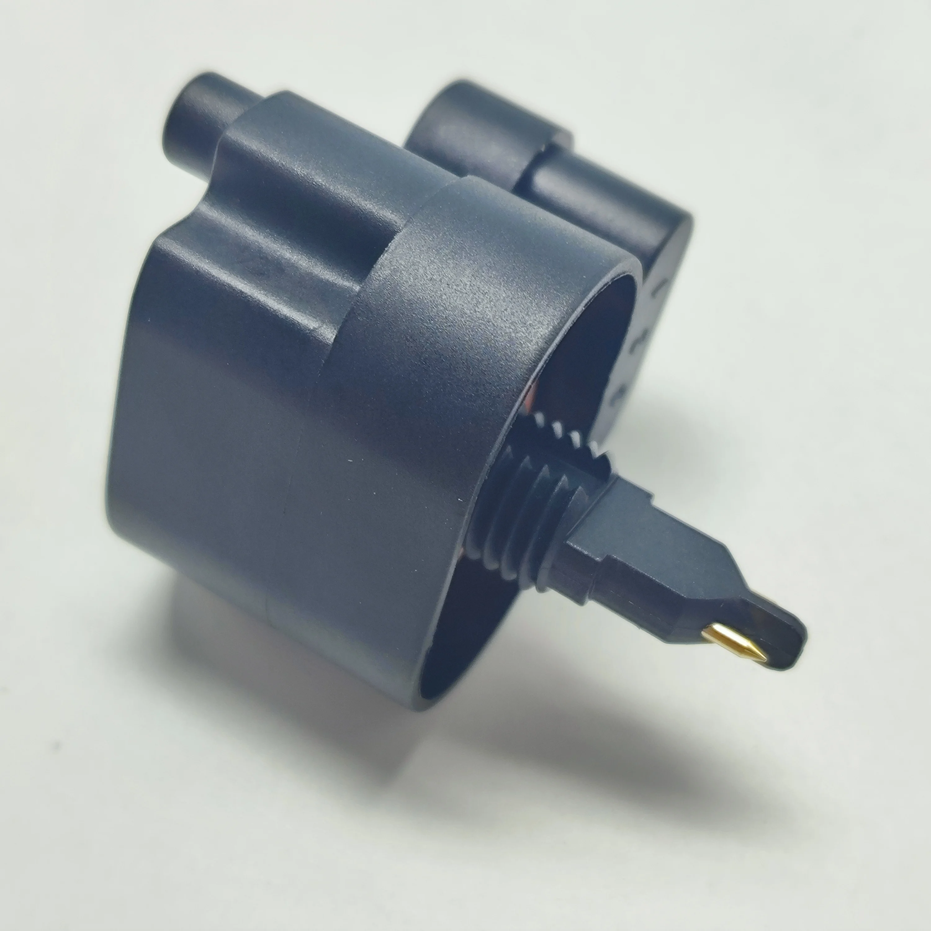 Original SAIC MAXUS V80 fuel water level sensor Oil-water separator induction plug C00068670