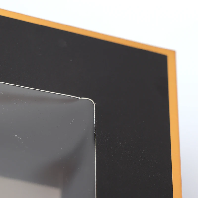 Изготовленный по индивидуальному заказу Черная бумажная подарочная картонная коробка прозрачное тиснение окна матовое ламинирование УФ-покрытие для фоторамки упаковка