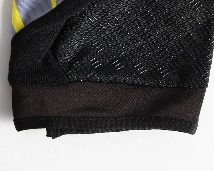 
Fishing sports outdoor three-finger non-slip quick-drying Velcro male female fishing gear protection cycling, camping gloves 
