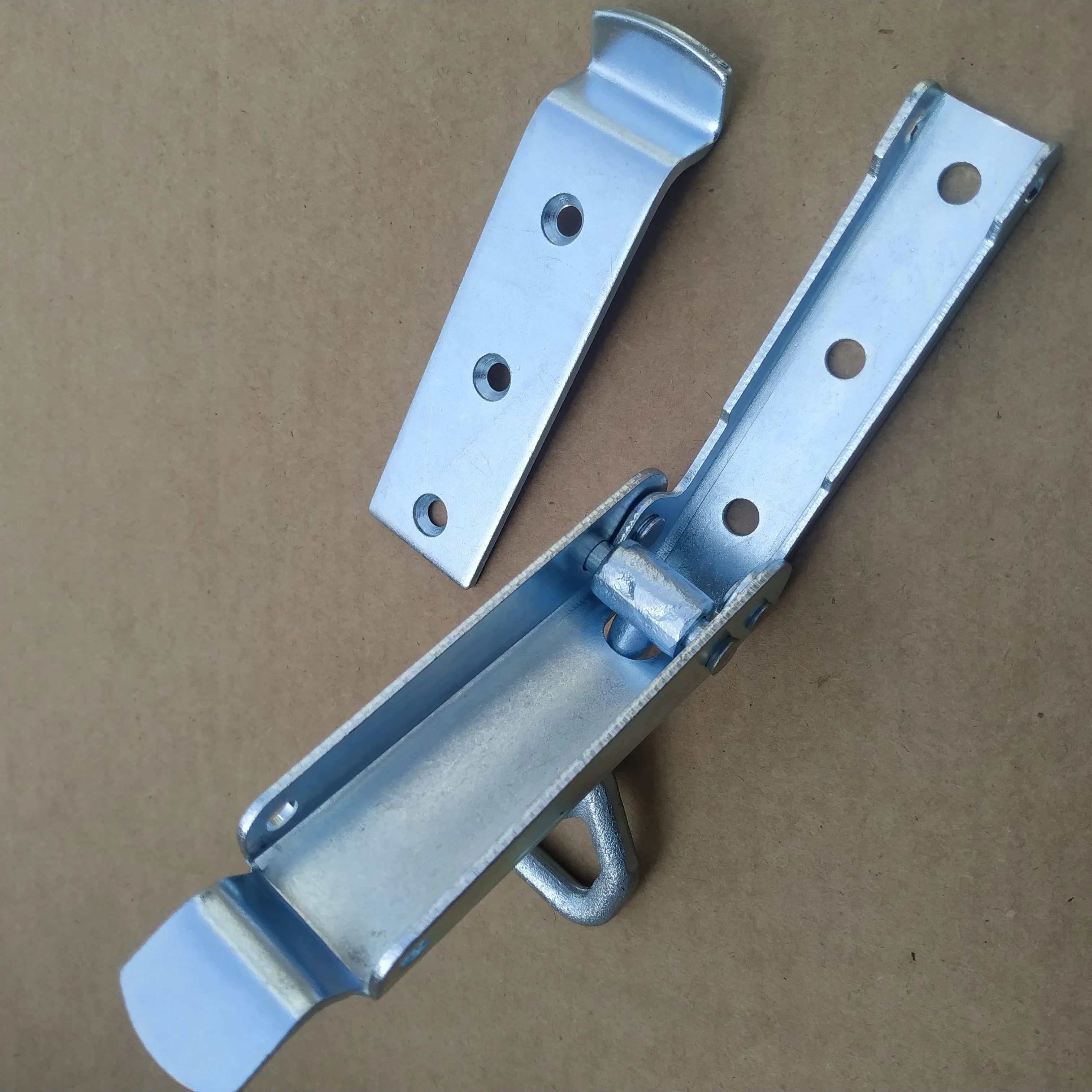 Customized heavy duty toggle lock wooden case toggles