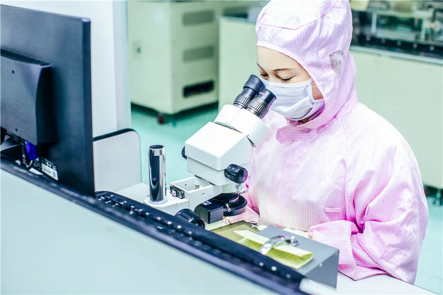 WTL 49SMD 28 МГц кварцевый кристалл 49SMD 28,000 МГц кварцевый кристалл 49SMD рация 28 МГц кварцевый кристалл