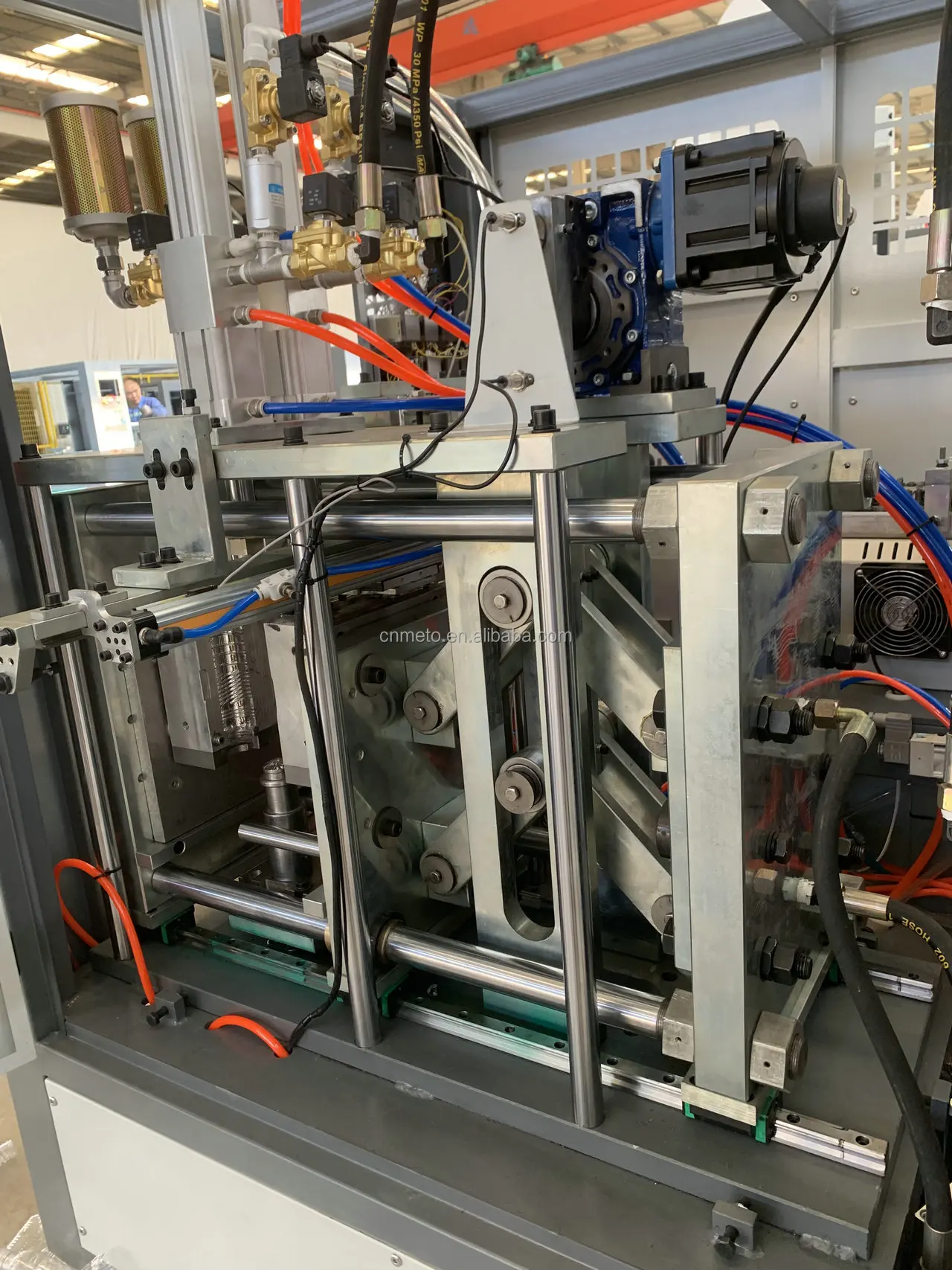 Full automatic servo motor control PET preform heating stretching blowing machine 2 cavities for 600ml bottle