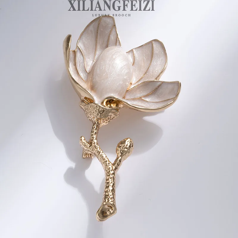 XILIANGFEIZI Factory Outlet Chinese Style Alloy White Dripping Oil High Quality Jewelry  Vintage Magnolia Flower Brooch