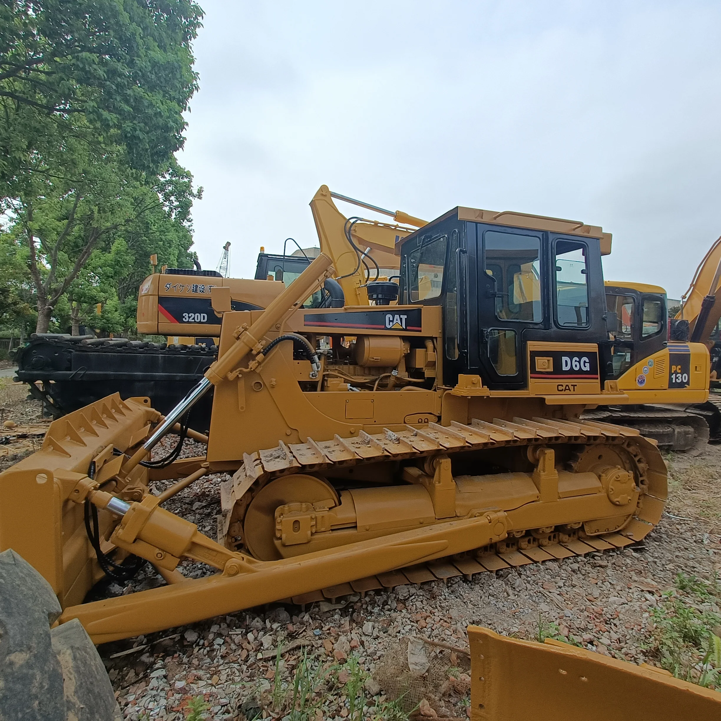 Оригинальный японский бульдозер CAT D6G для продажи высококачественный оригинальный D6D D3C D4