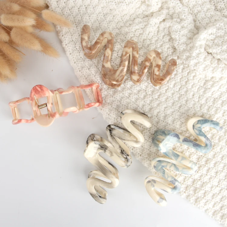 Extra Large Jumbo 13Cm Plastic Tie-Dyed Gradient Color Wave-Shaped Oversized Shark Clips Luxury Big Claw Clips