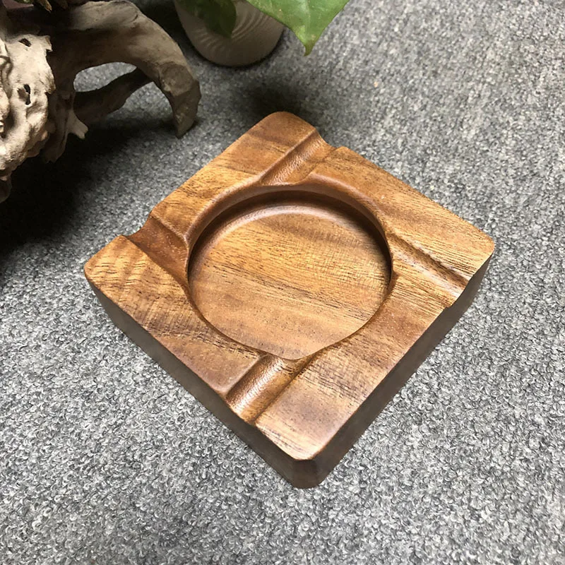 Classic And Unique Dubai Large Travel Wooden Luxury Custom Logo Smoke Cigar Ashtray