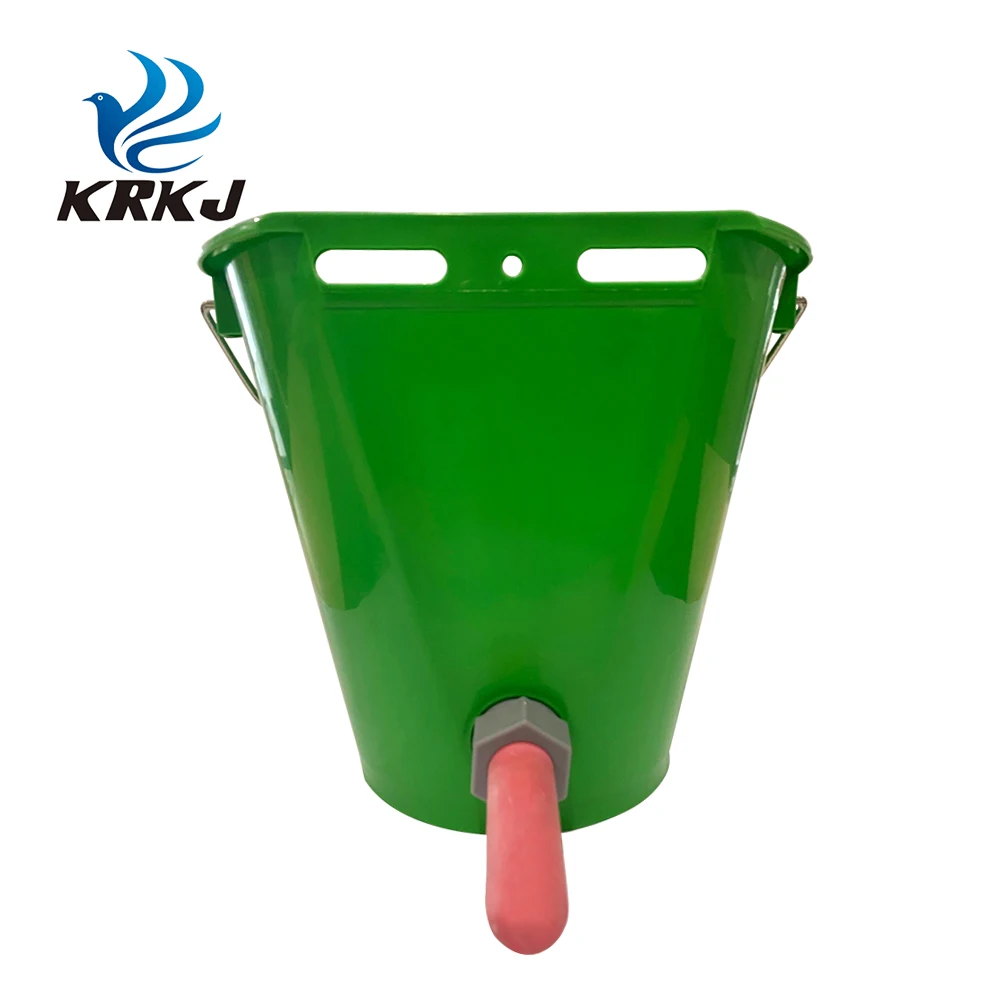 KD960 strong plastic 8L animal milk feeding bucket with teat for goat cow