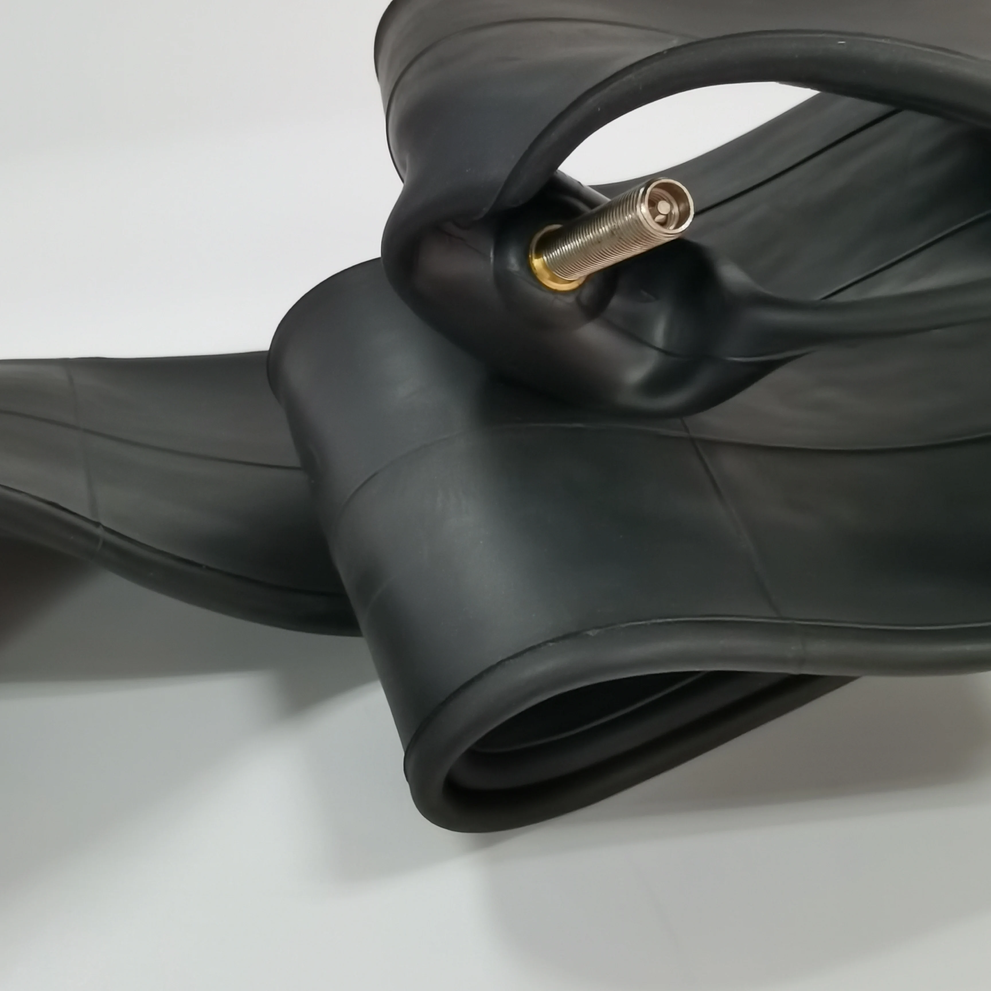 Super quality wholesale rubber motorcycle inner tubes 2.00-17