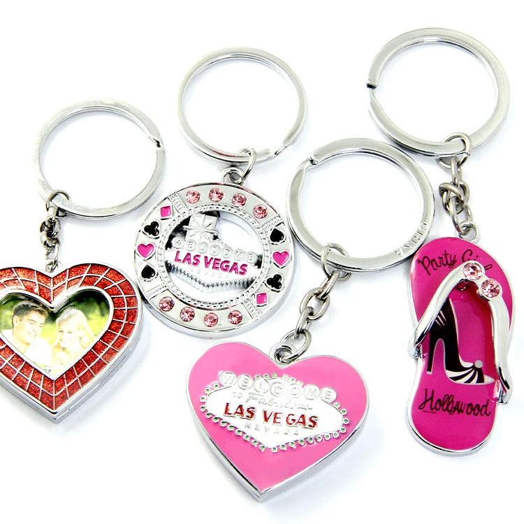 China Manufacturers Zinc Alloy Iron Metal Custom Personalized Soft Hard Enamel Keychains