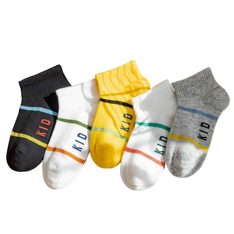 Оптовая продажа осенних модных хлопковых милых детских длинных носков в полоску на заказ