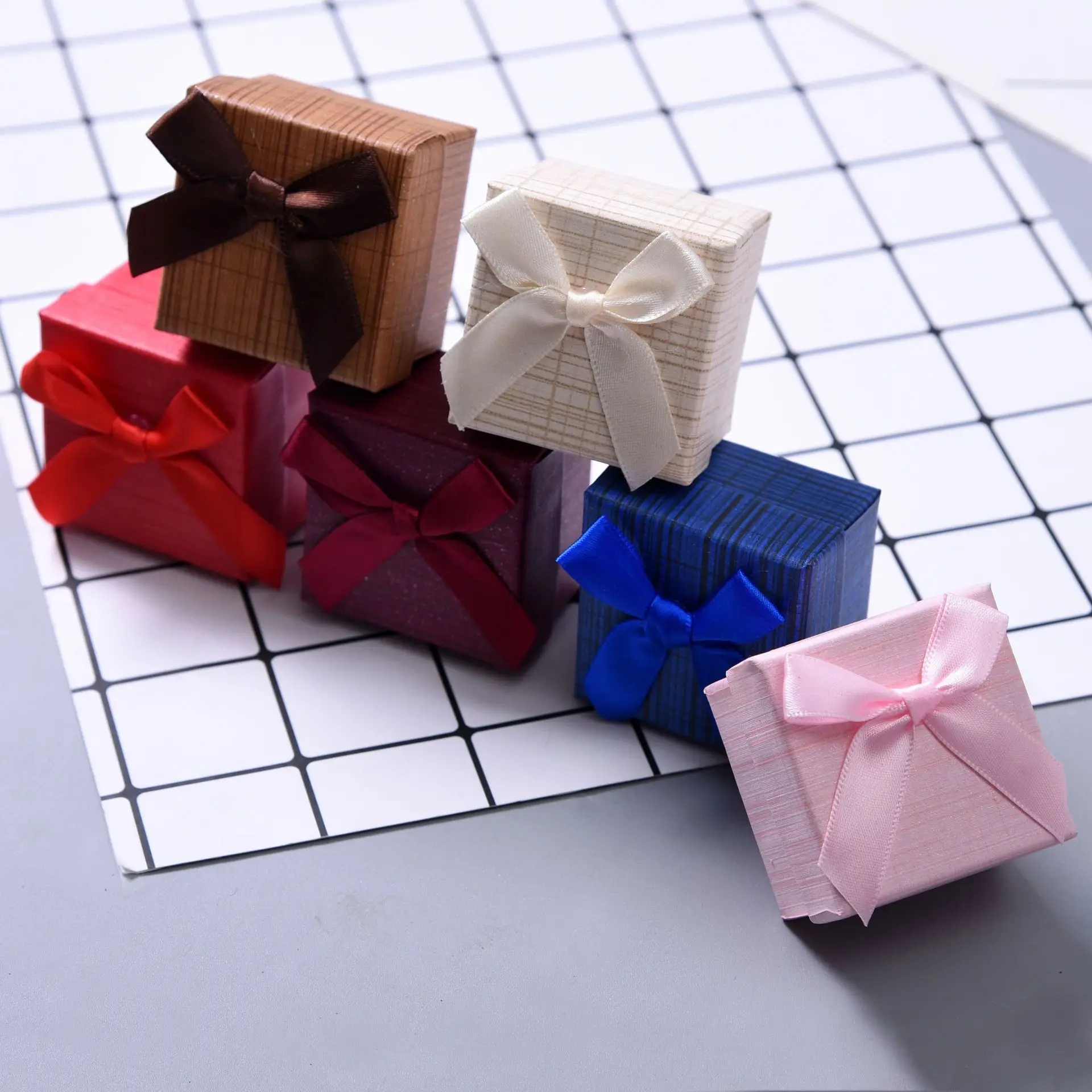 Hot Saling Ring Boxes Jewelry Packaging Box Custom Logo Earrings Pink Packaging Jewelry Box