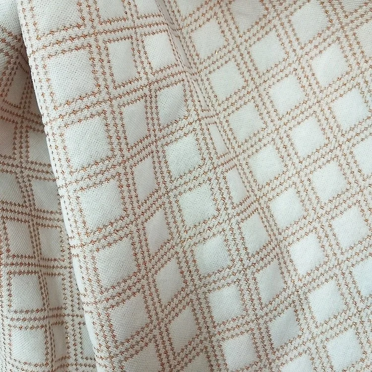 Трикотажная ткань в стиле жаккарда с медной нитью и металлическим наполнителем