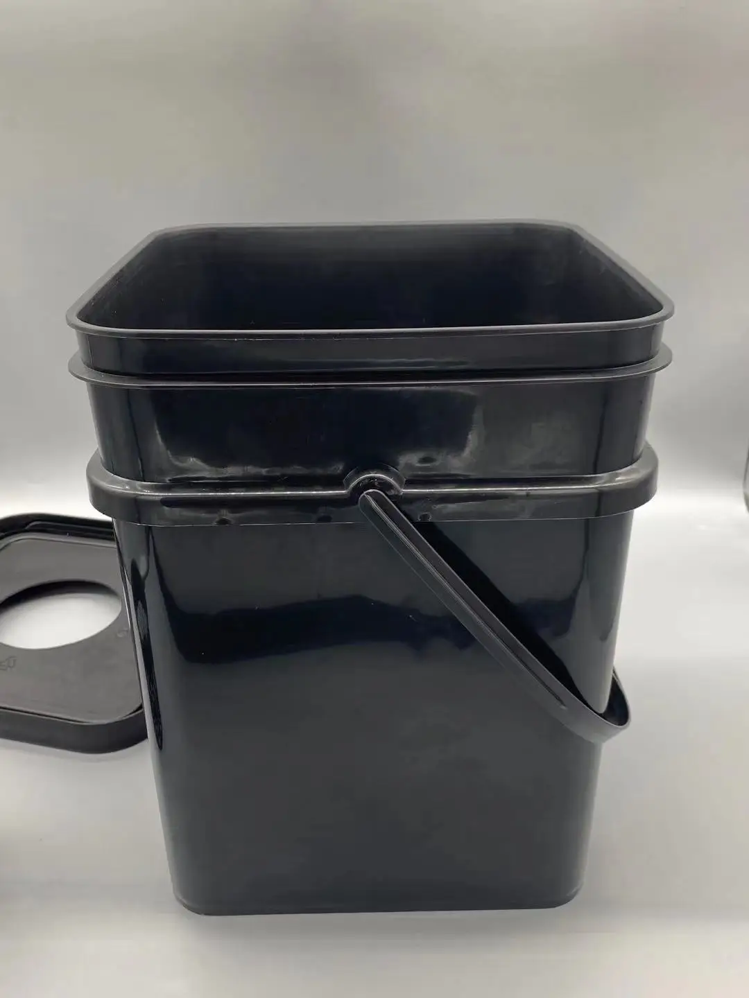 5 galon buckets hydroponic with net pot 3 gallon 4 gallon black hydroponic grow bucket system